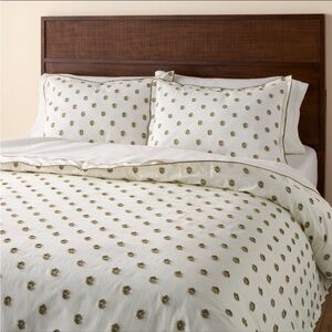 Full/Queen Clip Dobby Comforter Green - Hearth & Hand™ with Magnolia